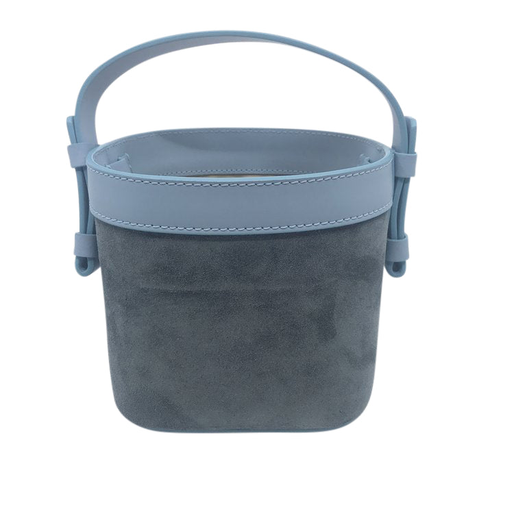 Nico Bucket – DANS-LA-MAIN